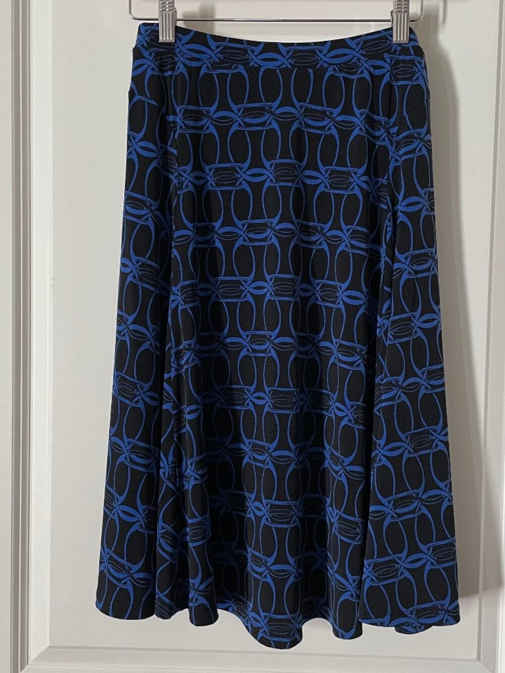 Michael Kors A-line skirt, Size: xs, Color: Black with blue pattern